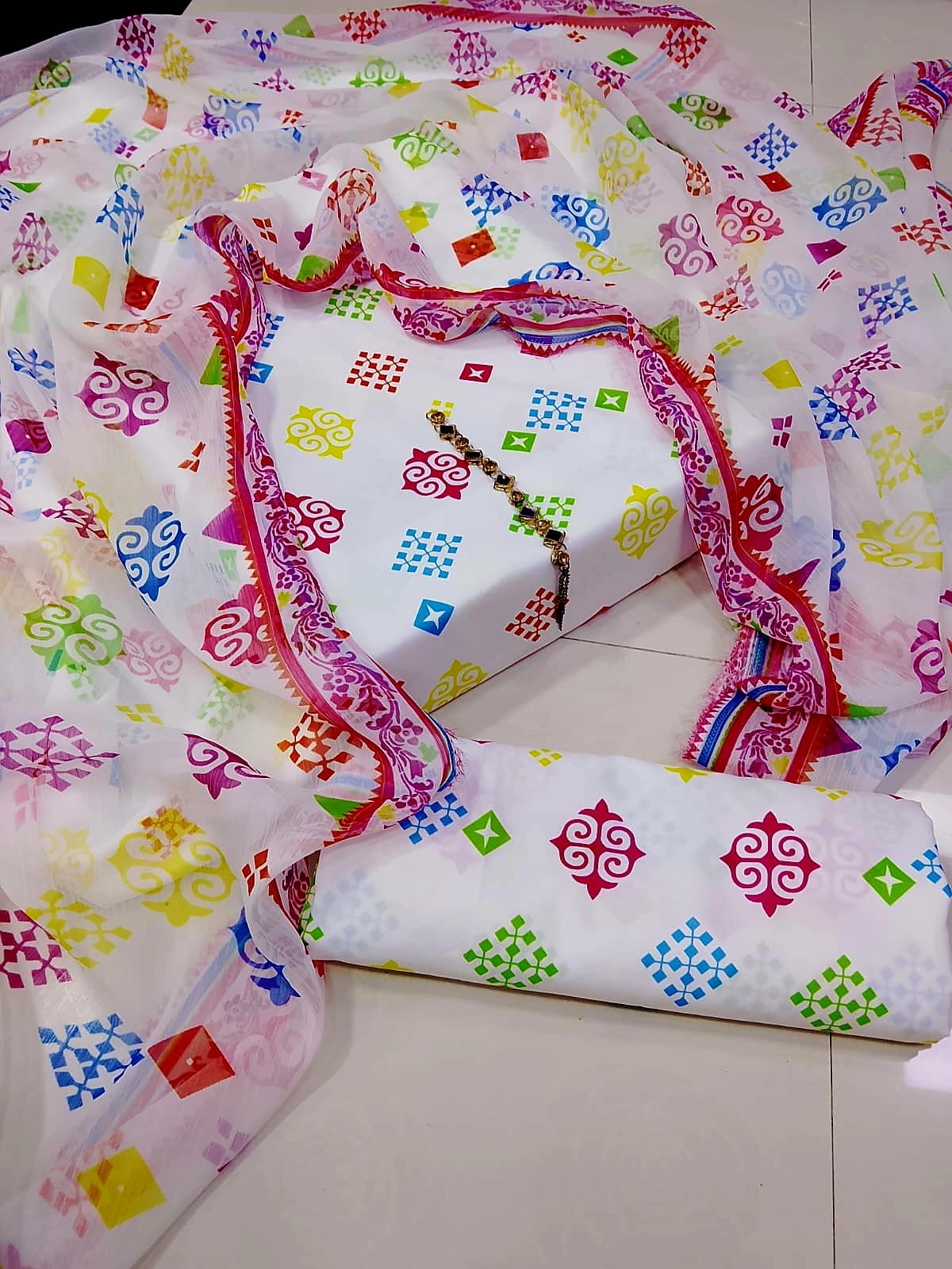 Digital Printed Swiss Lawn 2 Piece-Unstitched