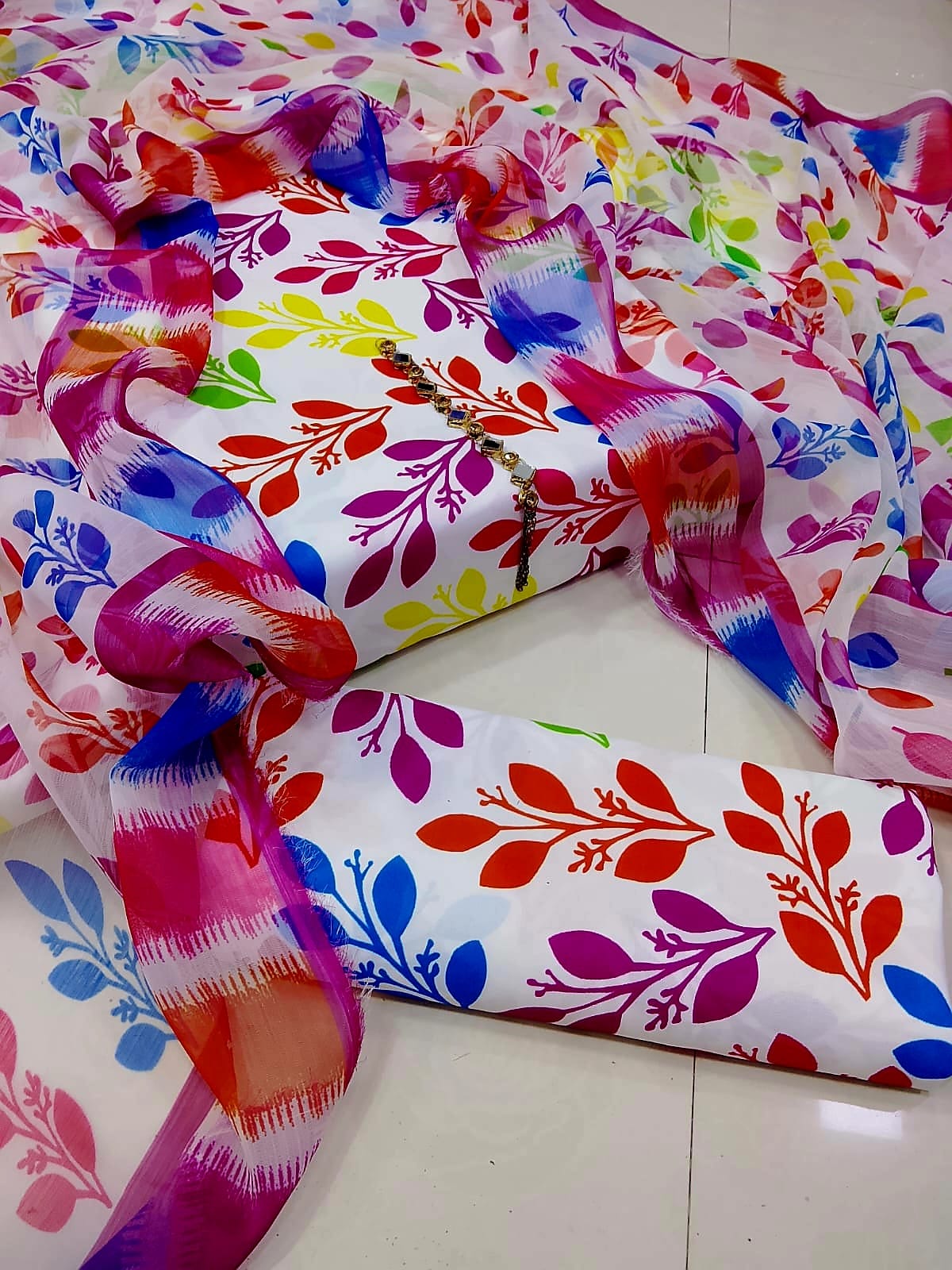 Digital Printed Swiss Lawn 2 Piece-Unstitched